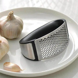 EASY GARLIC PRESSING TOOL