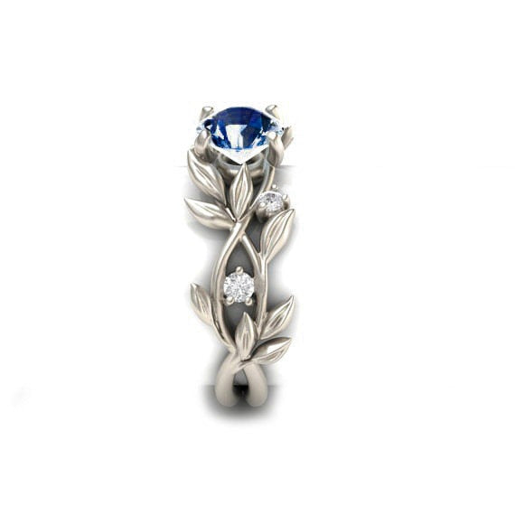 Leaf Design Luxury Ring