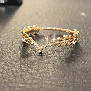 Golden Finger Ring